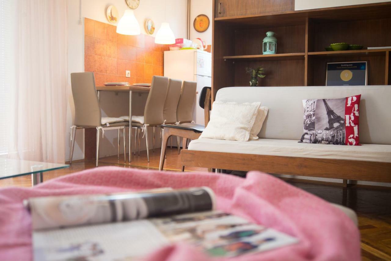 Leona Apartment คราลเยวีจา ภายนอก รูปภาพ