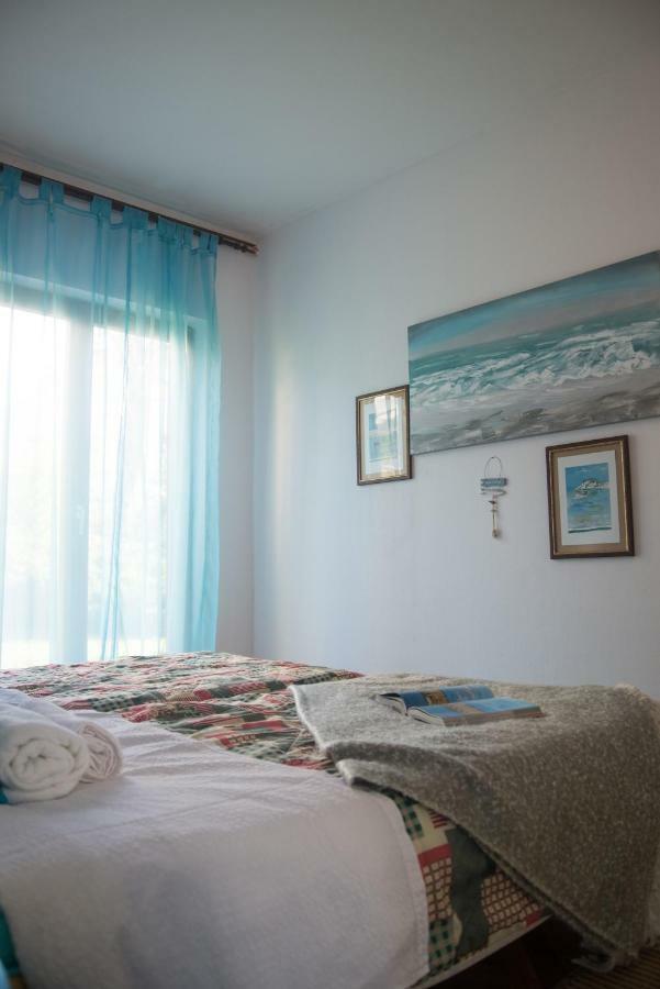 Leona Apartment คราลเยวีจา ภายนอก รูปภาพ